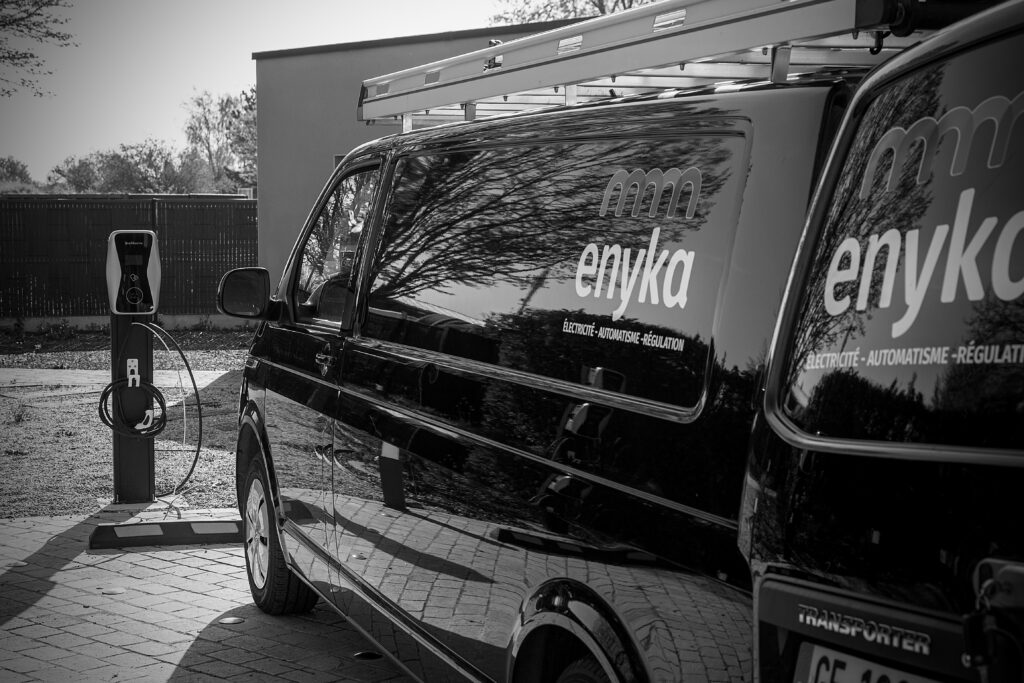 3D12B84E-B573-4370-93A0-81BDFDE6FE39_1_201_a