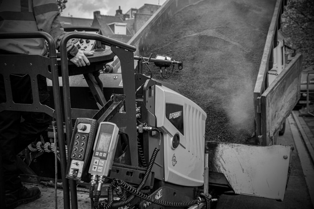 BD22ECBA-EF01-4164-8910-6584C0B336B1_1_201_a